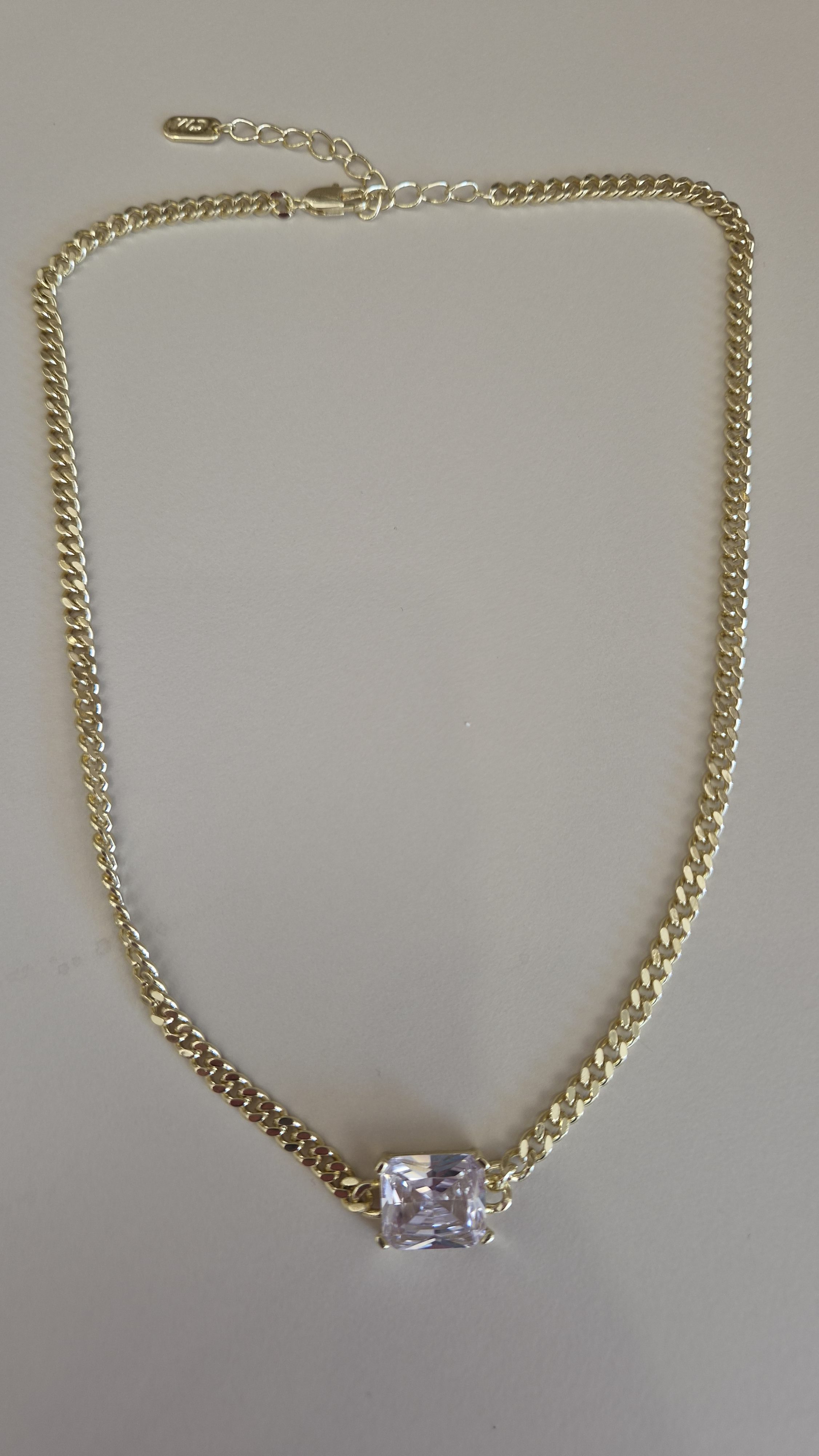 Emerald Kesim Tek Taş Zincir Kolye