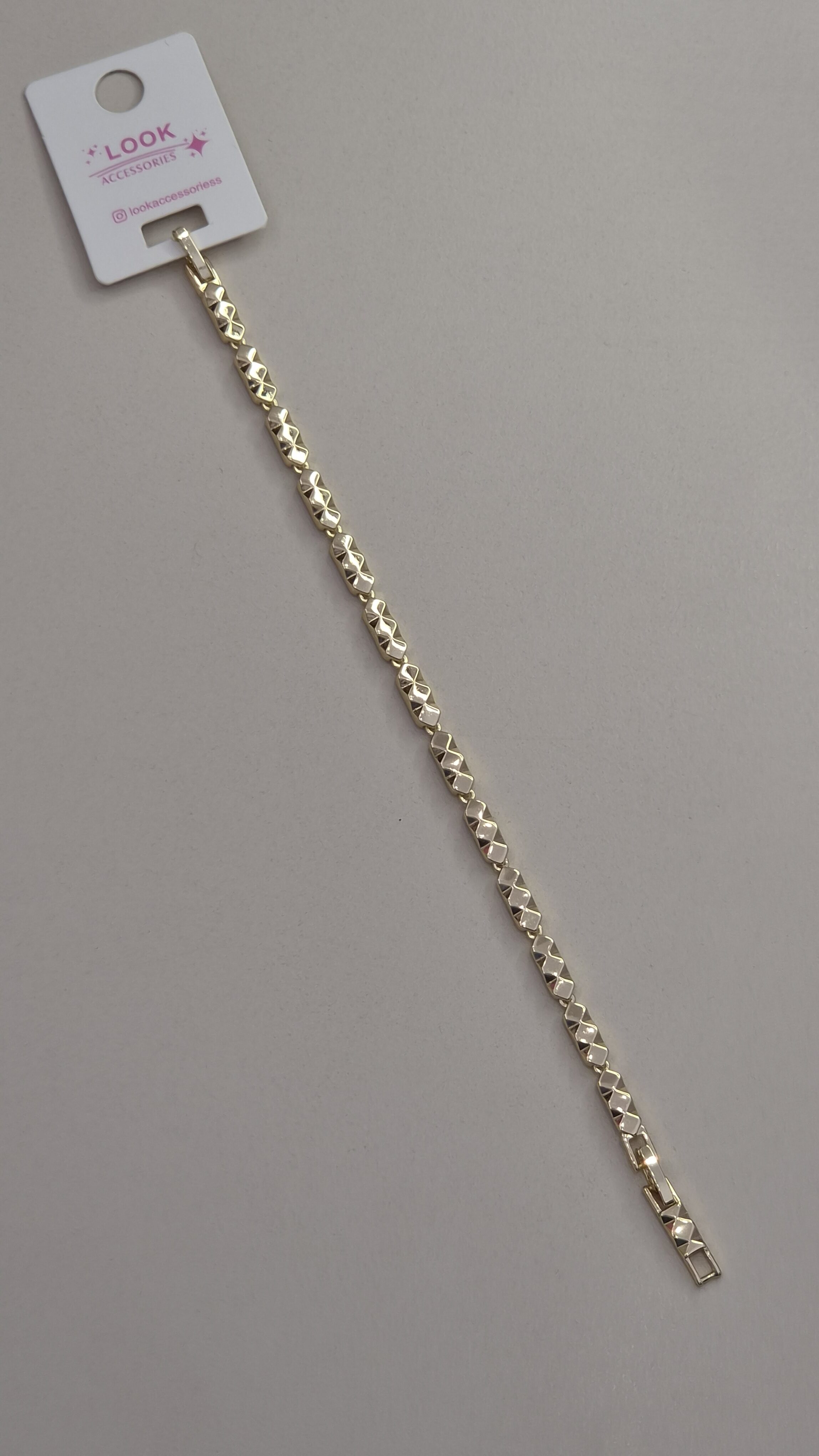 Modern Işıltılı Prizma Dokulu Gold Bileklik