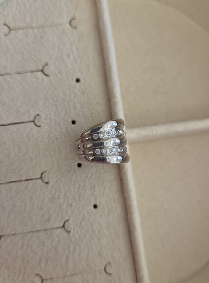 Modern Ve Hacimli Gümüş Zirkon Taşlı Ear Cuff
