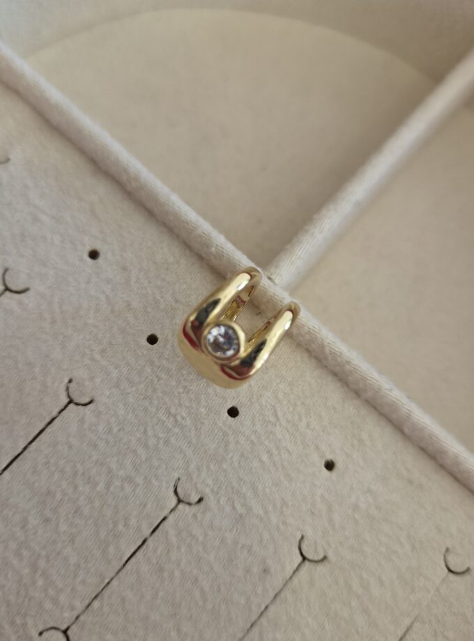 Modern Ve Sade Tek Taşlı Halka Gold Ear Cuff